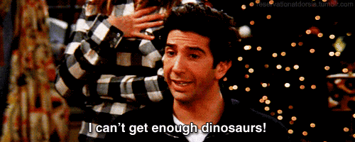 Gif con Ross de Friends hablando sobre dinosaurios